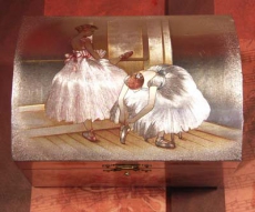 MMM Spieluhr Truhe Kompakt 280017 - "Truhe Ballettschuhe"