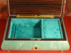JOBIN Spieluhr 213618 - "Holzschatulle Green-Dream"