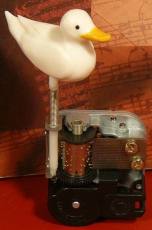 Figuren fr SANKYO 18-Ton-Laufwerk mit Feder Mrchen-Ente