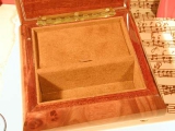 DEICHERT Spieluhr 49 BR 6N - Holzschatulle mit Intarsien 6N braun